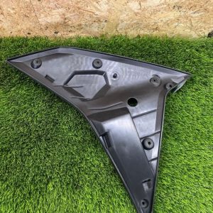 Tapa interior lateral izq yamaha tracer 900