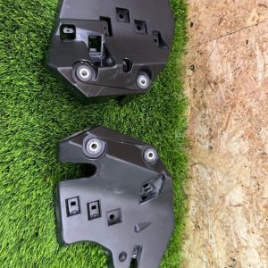 Tapas interior chasis Yamaha tracer 900