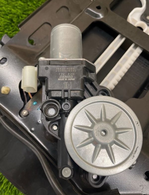 Soporte de cúpula eléctrico honda forza 125 2022 - Imagen 6