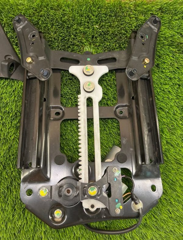 Soporte de cúpula eléctrico honda forza 125 2022 - Imagen 9