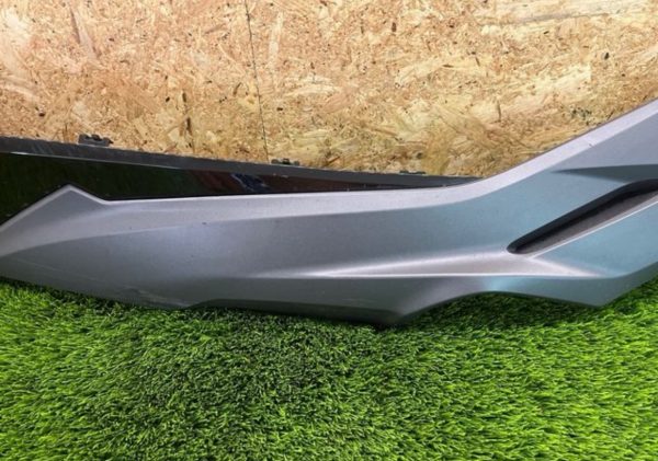 Quilla izquierda honda forza 125cc - Imagen 3