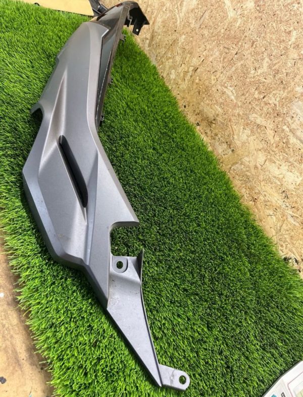 Quilla izquierda honda forza 125cc - Imagen 7