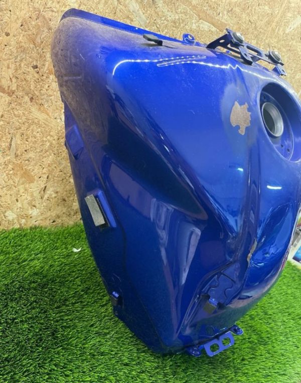 Depósito gasolina Yamaha tracer 900 17
OJO PARA REPARAR - Imagen 3