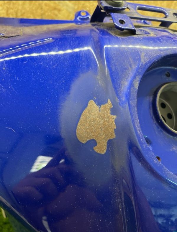 Depósito gasolina Yamaha tracer 900 17
OJO PARA REPARAR - Imagen 5