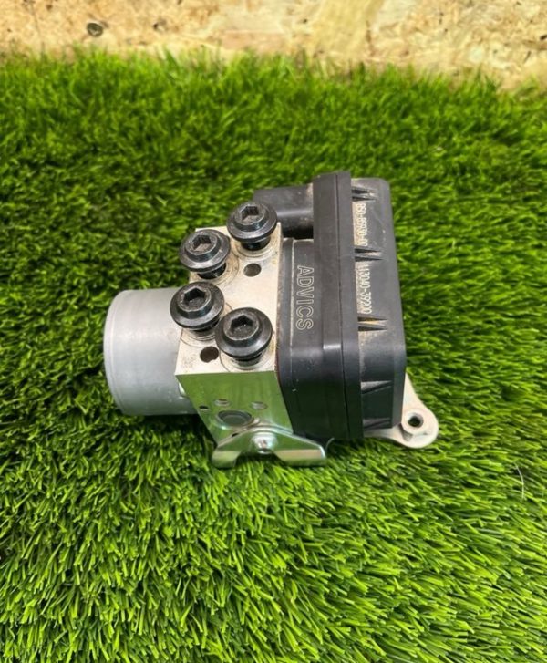 Módulo abs Yamaha tracer 900 17 - Imagen 2