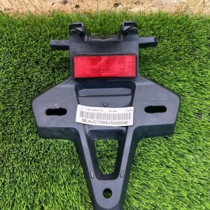 Porta matrículas trasero